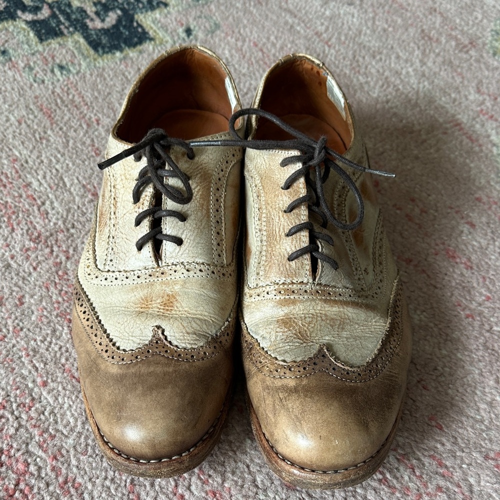 Bed Stu handcrafted Cobbler Series Classic Two-Tone Leather Derby Oxfords